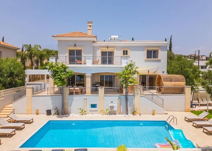 Luxury Seaview Pool Jacuzzi Sauna *