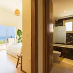 Luxury Seaview Pool Jacuzzi Sauna Villa Limisso