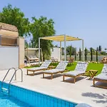 Luxury Seaview Pool Jacuzzi Sauna *