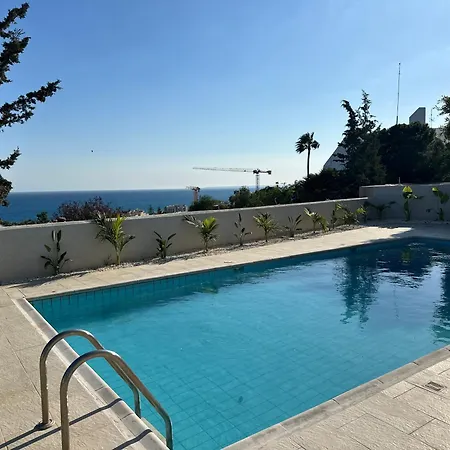 Luxury Seaview Pool Jacuzzi Sauna 别墅