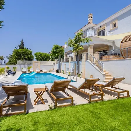 Luxury Seaview Pool Jacuzzi Sauna Willa *