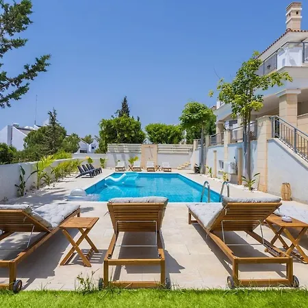 Luxury Seaview Pool Jacuzzi Sauna * Limassol