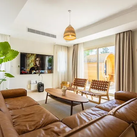 Luxury Seaview Pool Jacuzzi Sauna Willa *