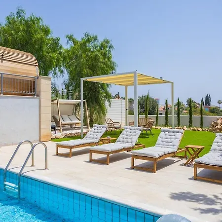 Luxury Seaview Pool Jacuzzi Sauna *